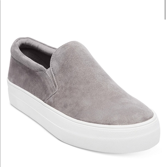 Steve Madden Shoes - 🛍NWT Steve Madden Gills grey suede shoes🛍